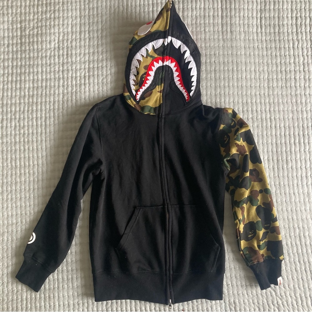 NWT BAPE Shark Full Zip Hoodie WGM Tiger Split Camo Black Small